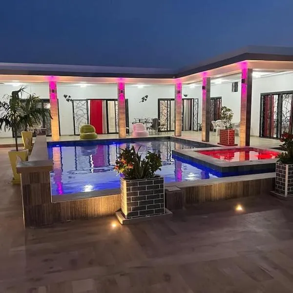 Paradis, hotel in Ngaparou