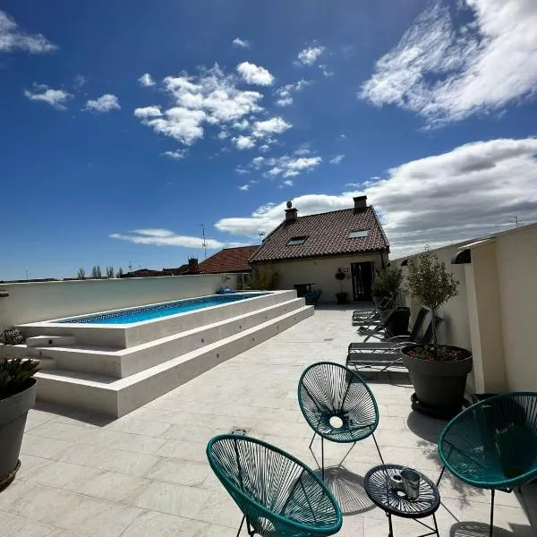 Hostal Comfort Suites, hotel din Carrión de los Condes