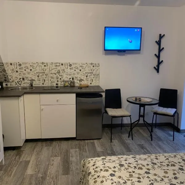 Jaśminowa Przystań, hotel in Stegna