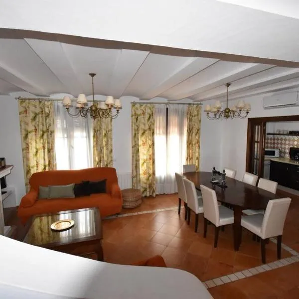 Casa Rural Almonaster la Real, Marques de Robledal, hotel in Almonaster la Real