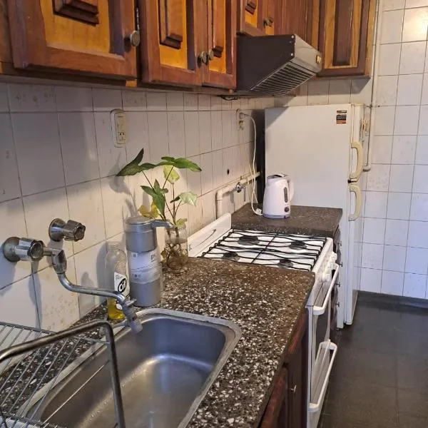 Hermosa Casa Familiar, hotell sihtkohas Santa Rosa