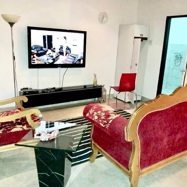 Yazmin Studio Residence, hotell sihtkohas Lamin