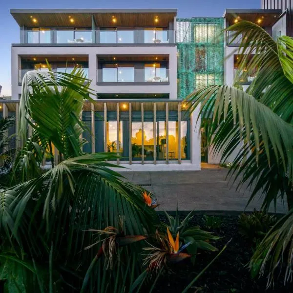 FERNZ Motel & Apartments Birkenhead, hotel in Auckland