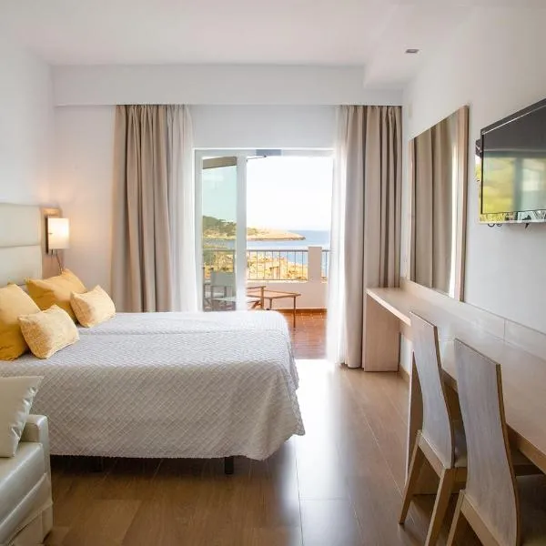 Hostal La Cigüeña, hotel v destinácii Portinatx