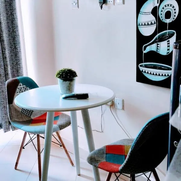 Khalisee Homes Studio Apartment 2, hotel in Voi