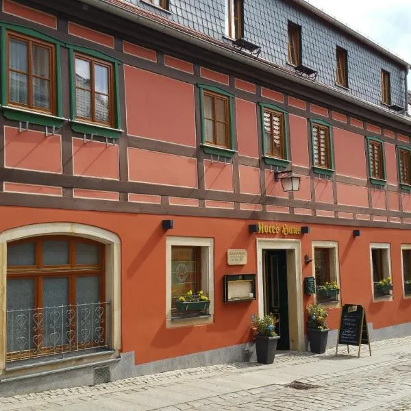Gasthaus& Pension Zum Roten Haus, hotel v destinaci Bad Schandau