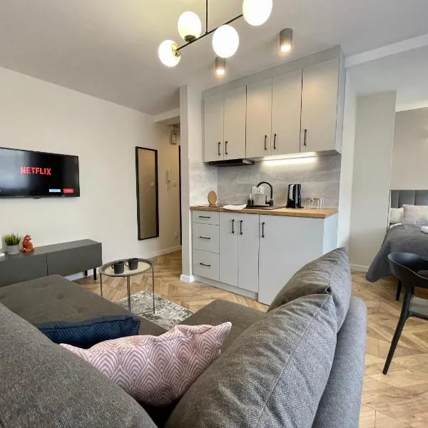 Przytulny Apartament niedaleko Radomskiego Centrum Sportu, hotell i Radom