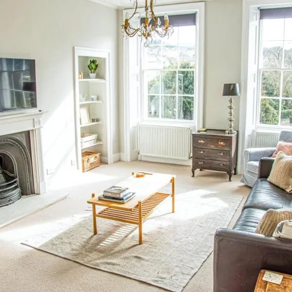 Beautiful Georgian One Bedroom Apartment, hotel in Bath
