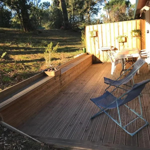 Village Vacances aux Villages sous les Pins, ξενοδοχείο σε Léon