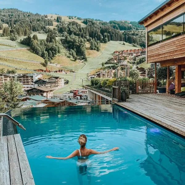 Alpin Juwel - Bio und Lifestylehotel, hotel v Saalbachu