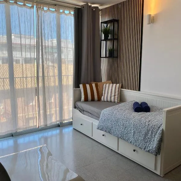 Acogedor Apartamento, отель в Валенсии