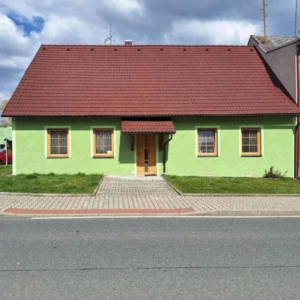 Chalupa u Šobrů, hotel a Kout na Šumavě