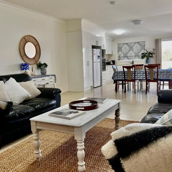 Stays on Main, hotell sihtkohas Narrabri