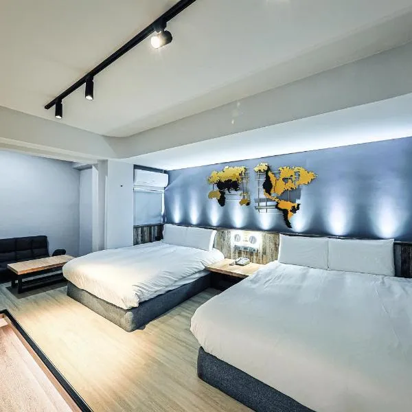 亞馨文旅 近東大門夜市 有免費停車場 可自助入住 訂房請加官方Line, hotell i Hualien stad