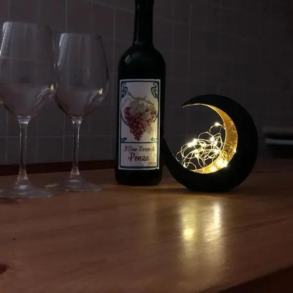 Casa Mezzaluna，位于蓬扎的酒店