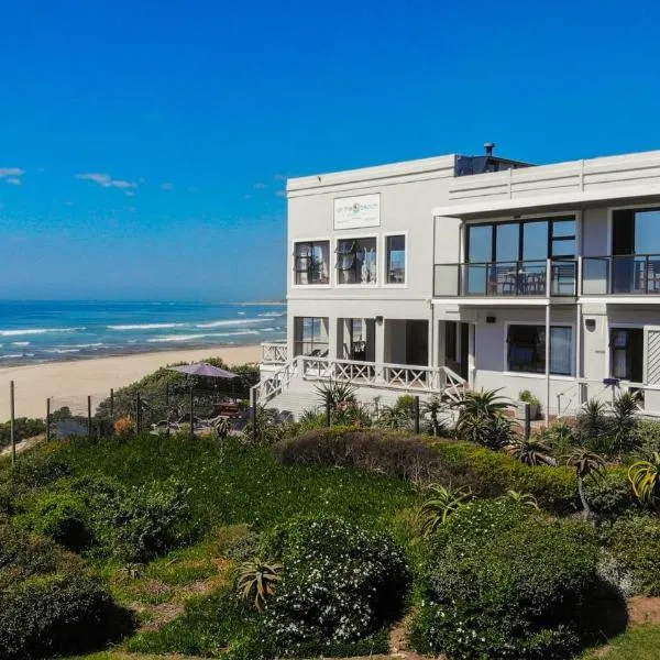 On the Beach Guesthouse Jeffreys Bay, hotel in Jeffreys Bay