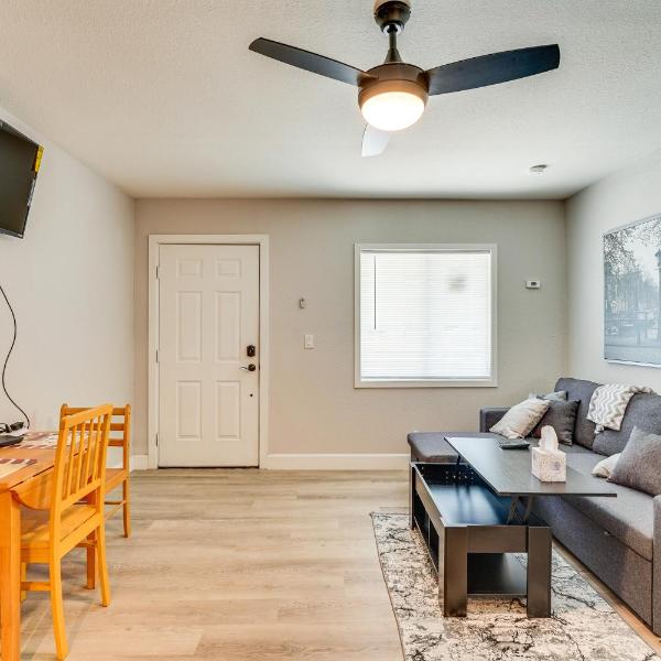 Central Henderson Retreat Near Dining and Lake Mead!, Las Vegas