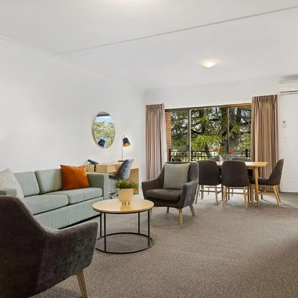 Oxley Court Serviced Apartments, hotell sihtkohas Canberra