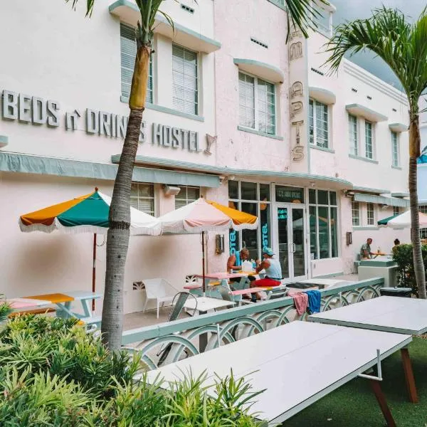 Beds n' Drinks, hotel em Miami Beach