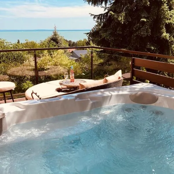 Kis Pele nyaraló, hotel v destinaci Balatongyörök