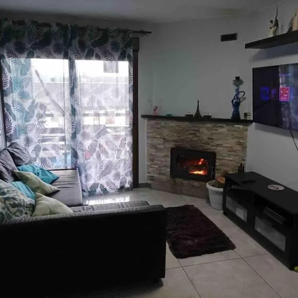 Precioso piso en la playa de Madrid a 45 min del centro de la ciudad, ξενοδοχείο στη Μαδρίτη