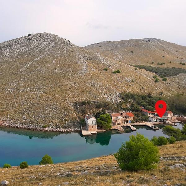 Secluded fisherman's cottage Cove Lupescina, Kornati - 18657