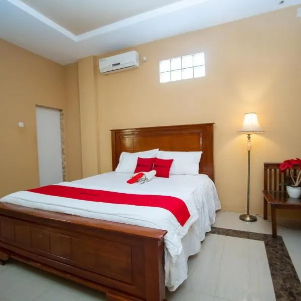 RedDoorz Syariah @ Jalan Gajah Mada Meulaboh、Meulabohのホテル