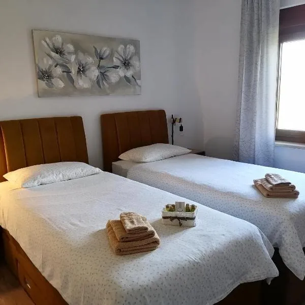 Apartment Grbin, hotel di Pula