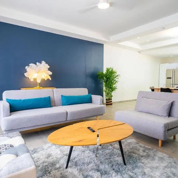 Modern 3BR Home with Own Private Pool, hotel i Philipsburg