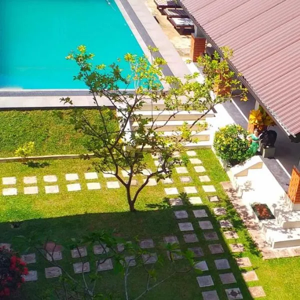 Green Wood Villa Negombo, hotel in Negombo