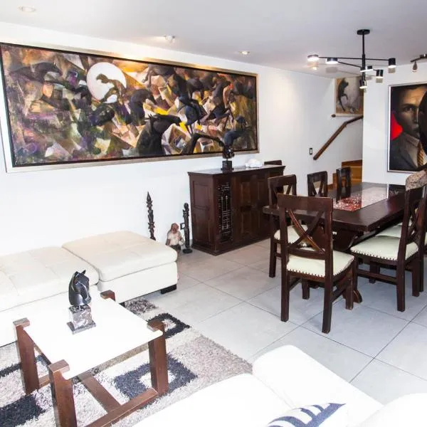 Beautiful Penthouse in Lima, in front of the park, hotel en Lima