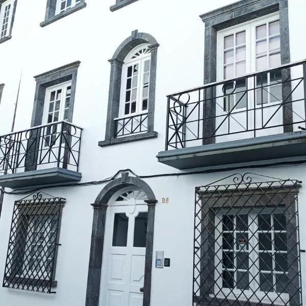 Colégio 86, hotel v destinaci Ponta Delgada