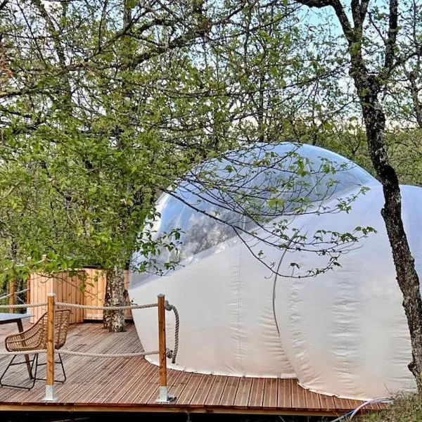 Fun'ambulle, hotel i Féneyrols