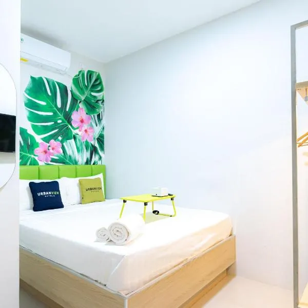 Urbanview Hotel R House Batam by RedDoorz, hotel en Jabi