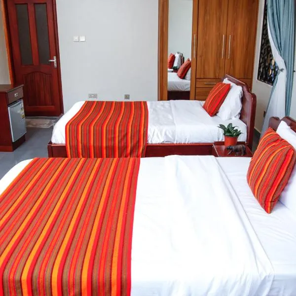 Fred and Winnie BnB, hotel in Kampala