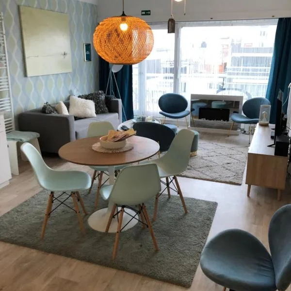 Ma Mère Beach Condo Oostende，奧斯坦德的飯店
