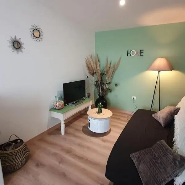 Charmant appartement au calme, hotel a Saint-Romain-la-Motte