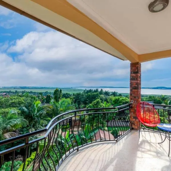 Victoria Breeze Suites, Entebbe, hotel in Entebbe