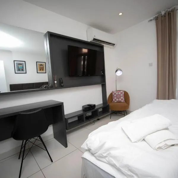 Accra Comfy Studio at Embassy Gardens Cantonments, hotel in Accra