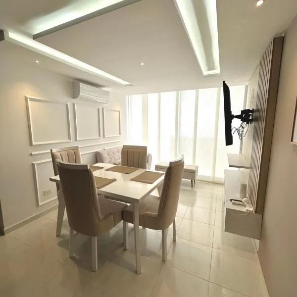 Apartamento Amoblado Luxury Excelente Ubicacion, hotel in Cúcuta