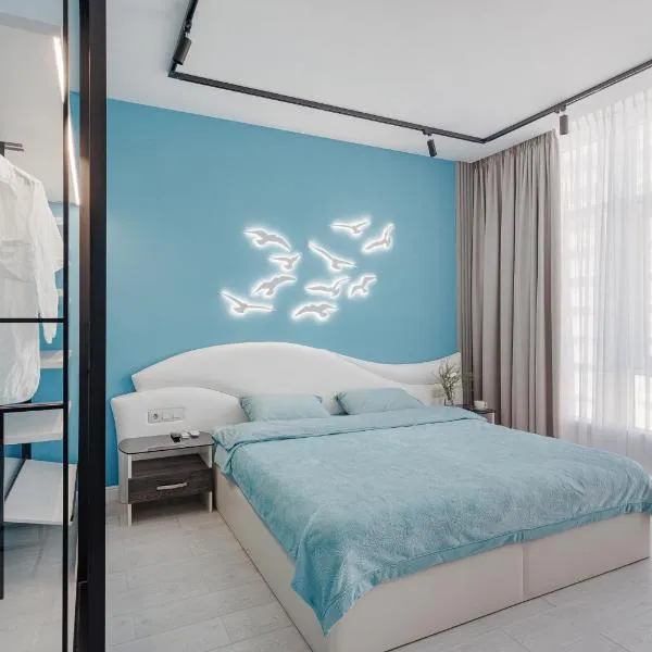 THE BEST APARTMENT ON THE SEASIDE IN ODESA! Luxury apartments in Arcadia, near seaside!, hotel in Odesa