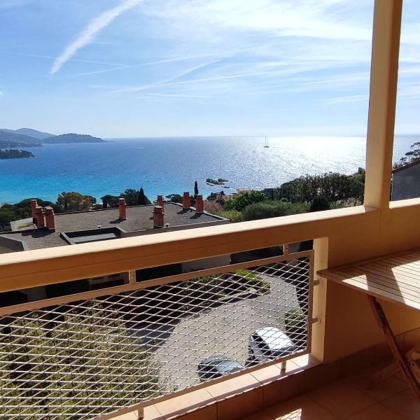 Vue Mer - Appartement 2 Pièces avec Terrasse et Parking Privé au Lavandou. - FR-1-308-19