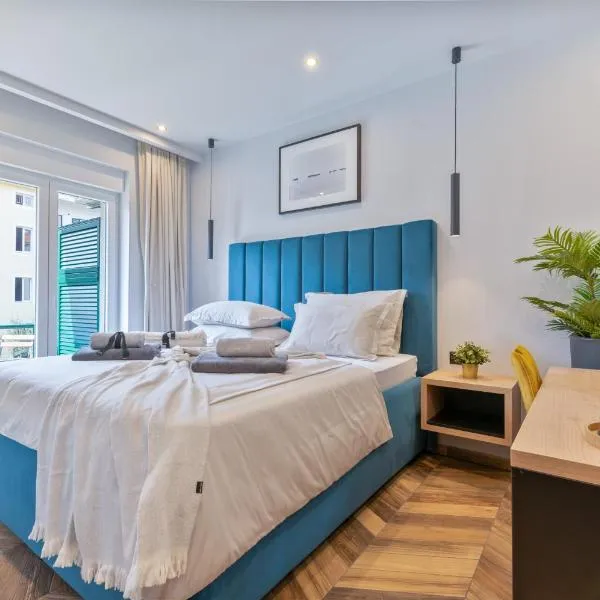 West Coast Deluxe Rooms, hotel ve Splitu