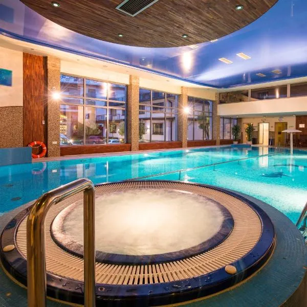 Hotel Prezydent Krynica Zdrój, ξενοδοχείο σε Krynica Zdrój