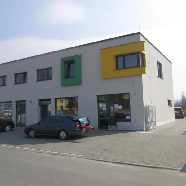 Polyfunkční dům Pasát, Hotel in Uherský Brod