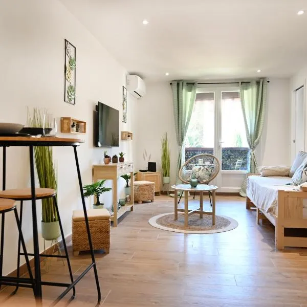 Appartement Design, ξενοδοχείο σε Fréjus