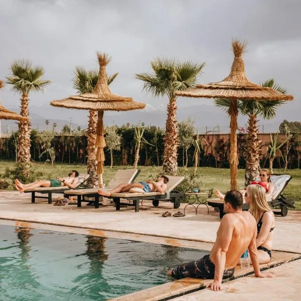 Aghmat Lodge Guest house，位于马拉喀什的酒店