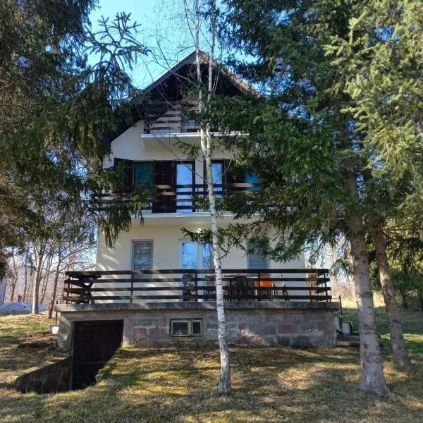 Kuća Sarić, Gružansko jezero, hotel in Žune
