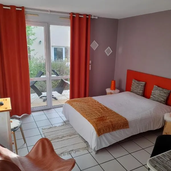 Hotel de l'Ile d'Amour, ξενοδοχείο σε Langeac