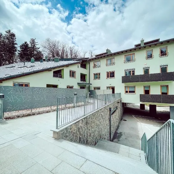 Apartma Pohorske terase Brumen Mariborsko Pohorje, ξενοδοχείο σε Hočko Pohorje